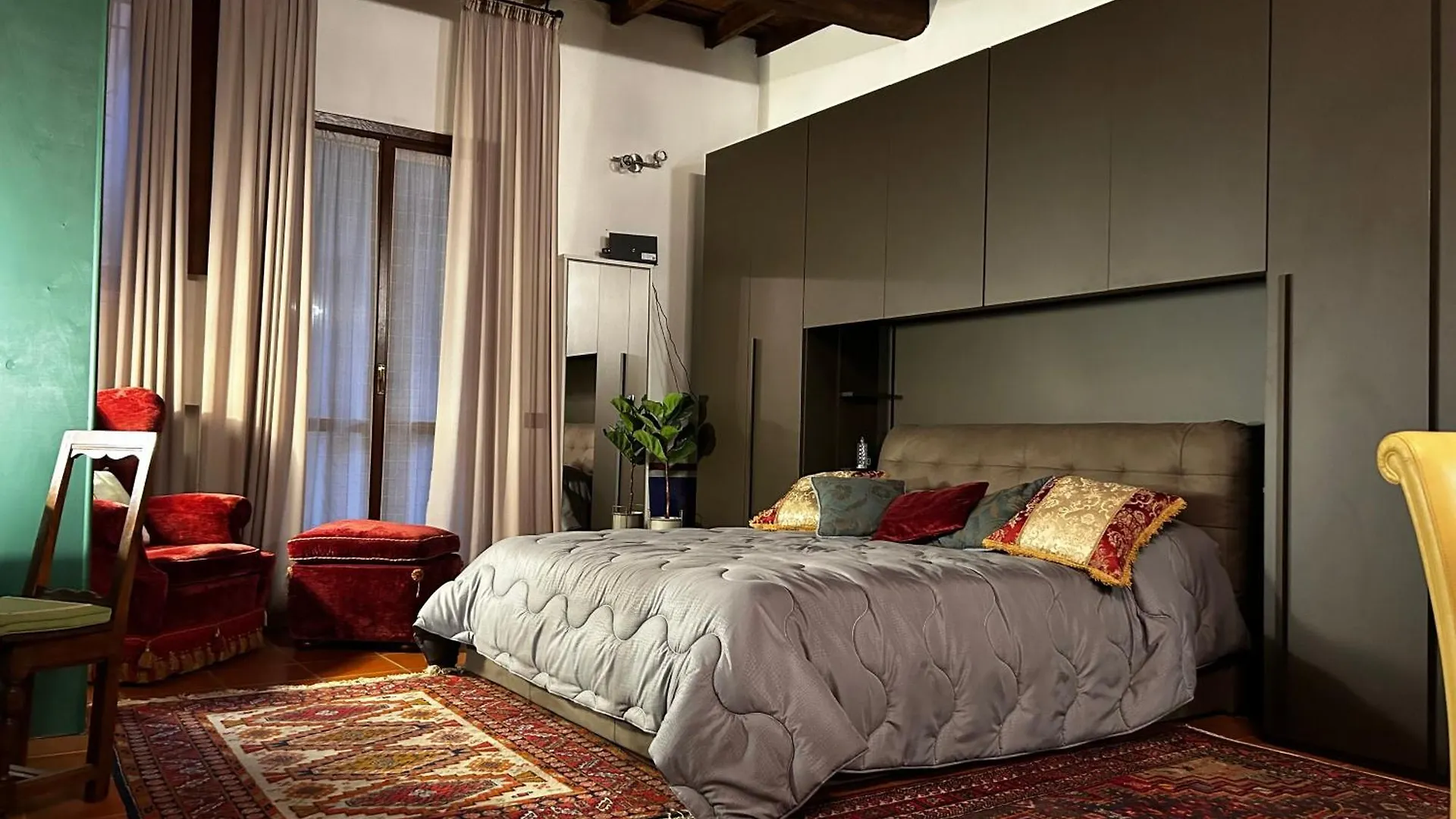 Maison Mayr Ferrara Apartment